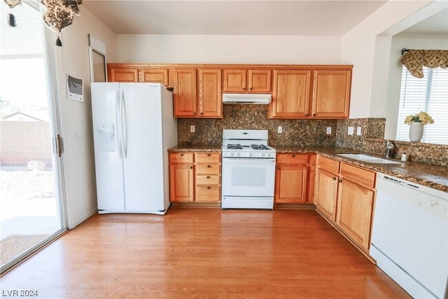 Building Photo - 10320 William Fortye Ave