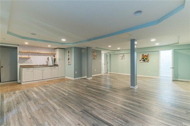 Building Photo - 3873 Princess Ct