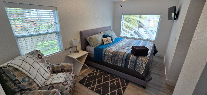 Building Photo - 4616 22nd Ave S