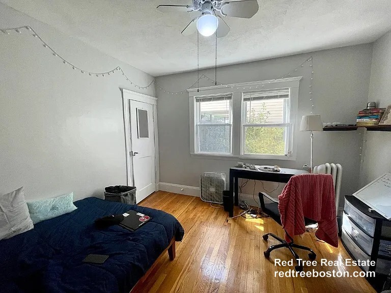 Building Photo - 38 George St