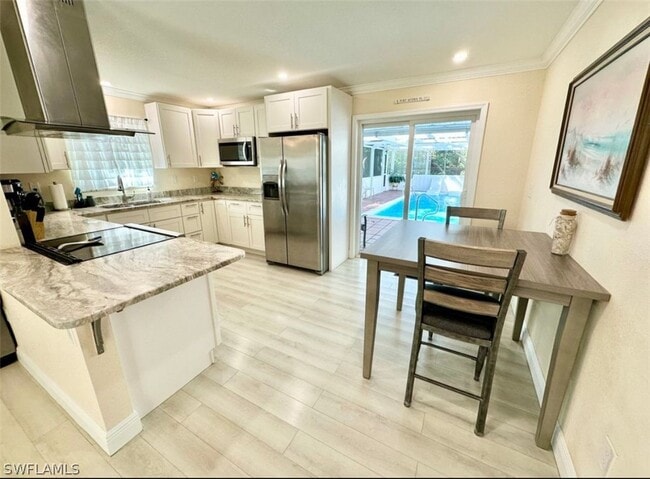 Building Photo - 5934 Tropical Dr