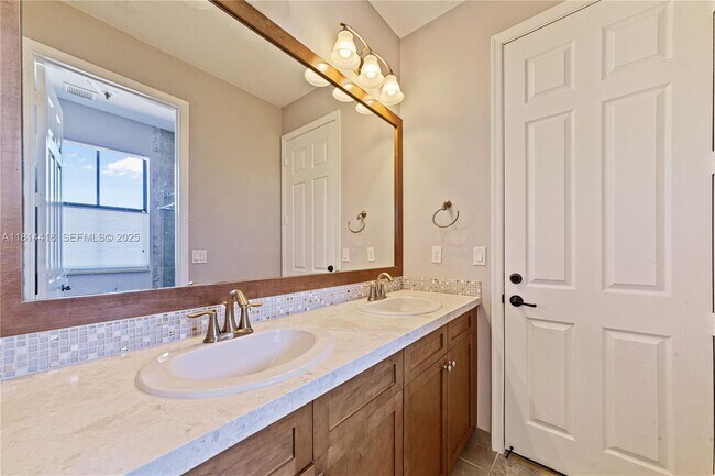 Building Photo - 3291 NW 82nd Way