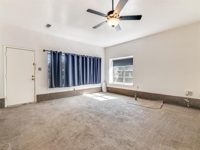 Building Photo - 722 Hawthorne Dr