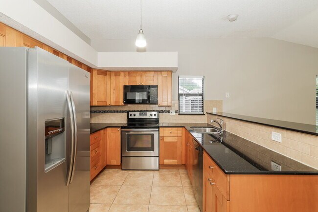 Building Photo - 108 Sherwood Dr