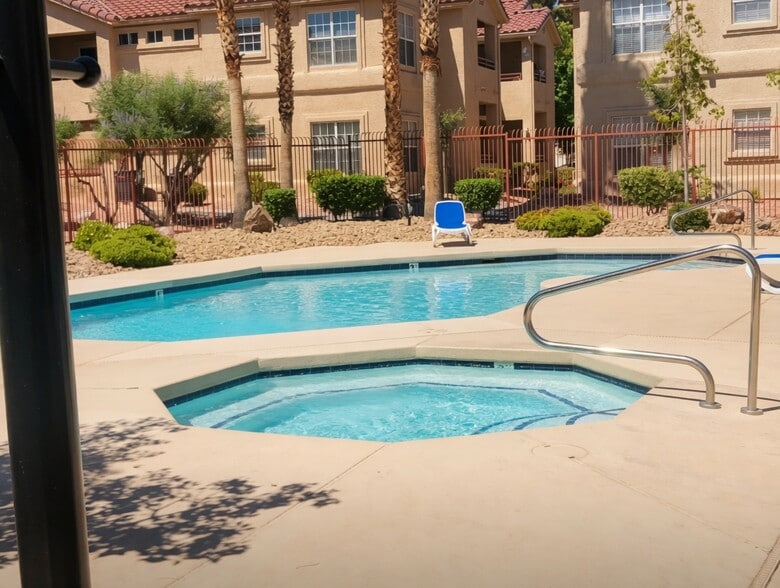 Building Photo - 520 Arrowhead Trl