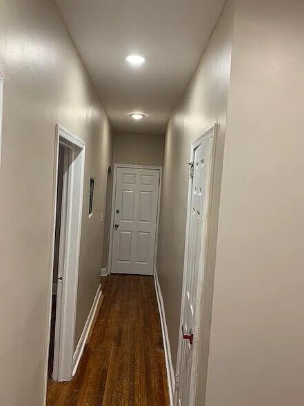 Building Photo - 35-37-37 Irving Ave