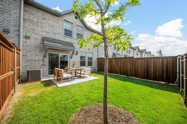 Building Photo - 1340 Hill Country Pl