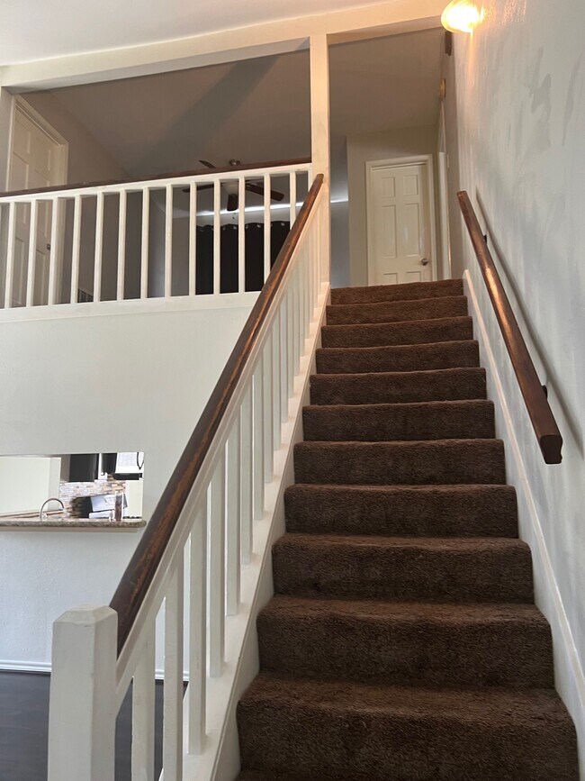 Building Photo - 6111 Quiet Village Ct