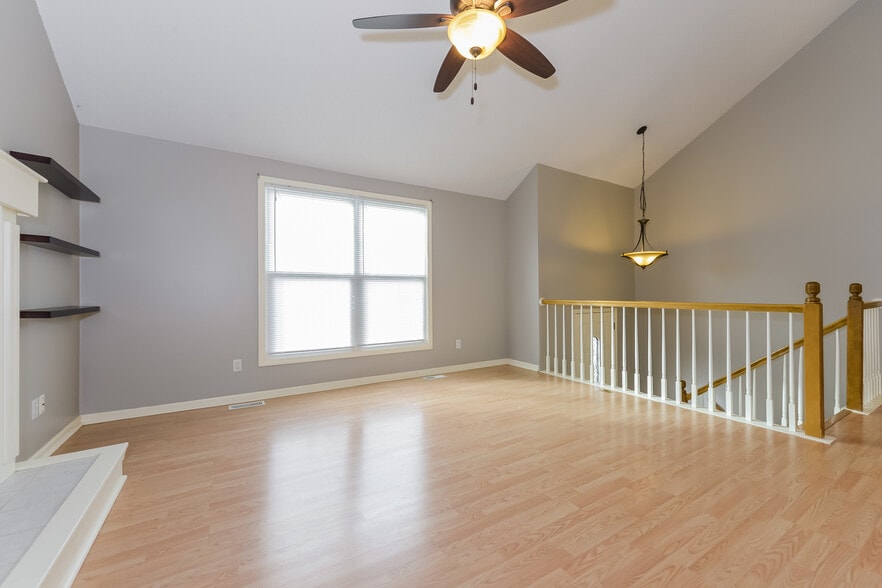 Building Photo - 1608 Johnston Dr