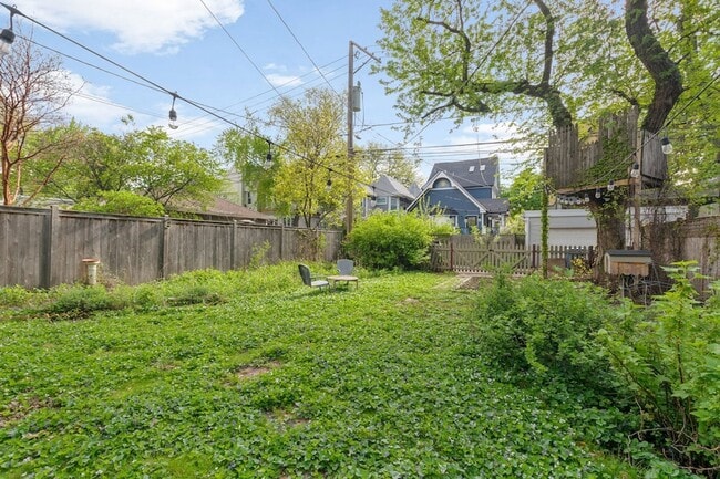 Building Photo - 5415 N Wayne Ave