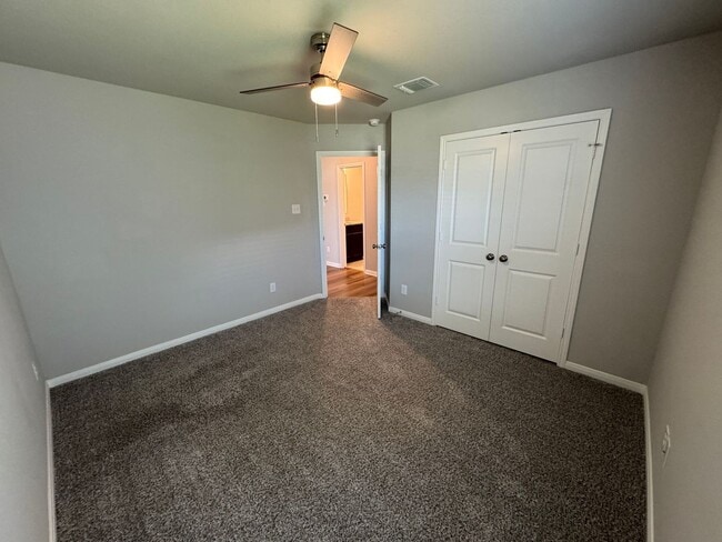 Building Photo - 938 James Parker Cir