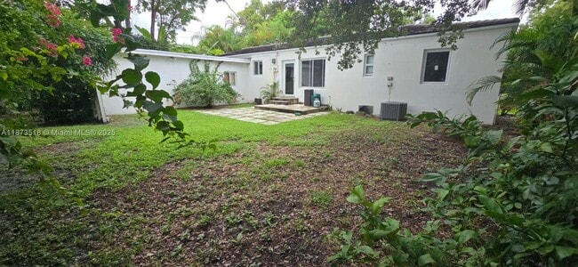 Building Photo - 142 NW 98th St