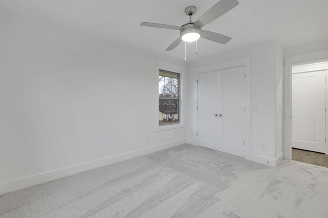 Building Photo - 609 Lee St