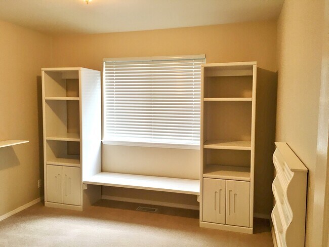 Building Photo - Beautiful 3 bed 2 bath home in a quiet cul-d-sack in downtown Eagle off Palmetto Ave