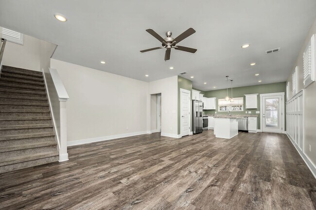 Building Photo - 2160 Welltown Ln