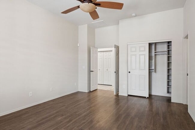 Building Photo - 2763 N Raven