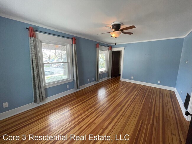 Building Photo - 3 br, 2 bath House - 803 E Grove St