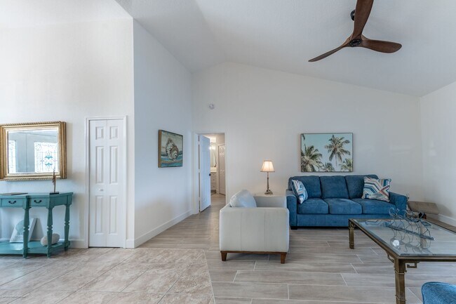 Building Photo - 2572 Brazilia Ct