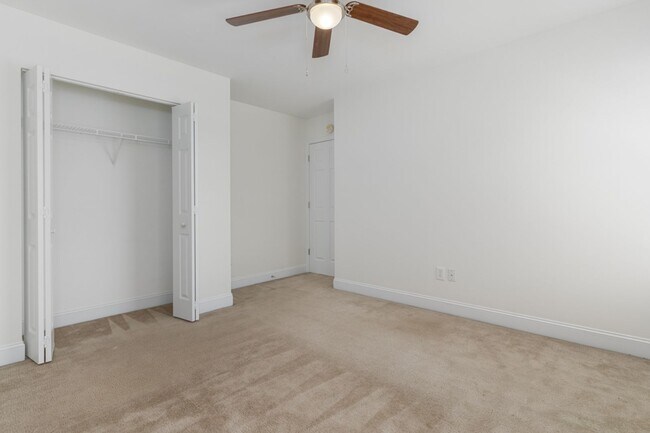 Building Photo - Stylish 3 Bedroom Home in The Sought-After Lake Carolina