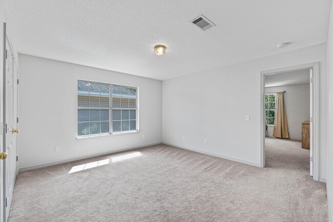 Building Photo - 6334 Cottage Woods Dr