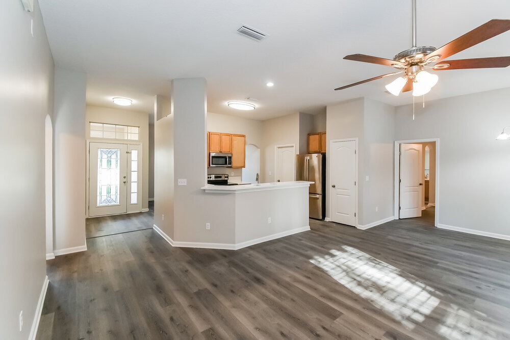 Building Photo - 9202 Redtail Dr