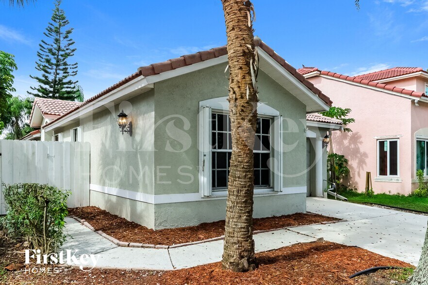 Building Photo - 4652 Concordia Ln