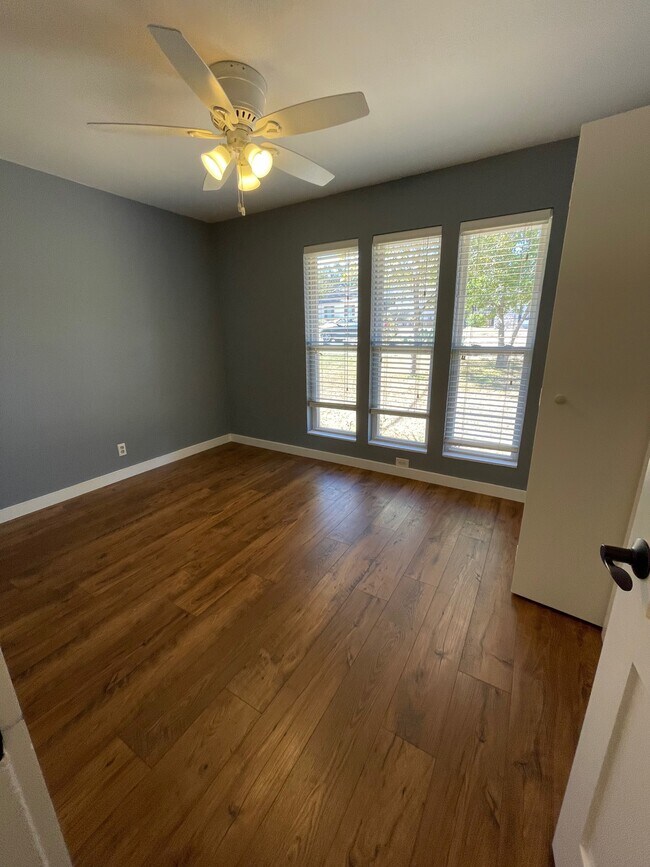 Building Photo - 11505 Murcia Dr