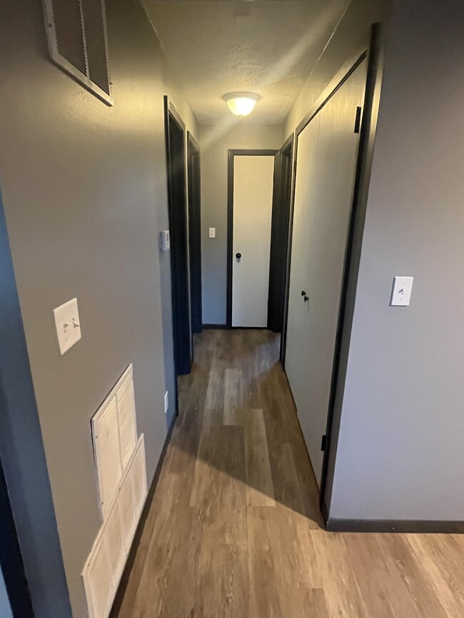 Building Photo - 5503 S 31st St