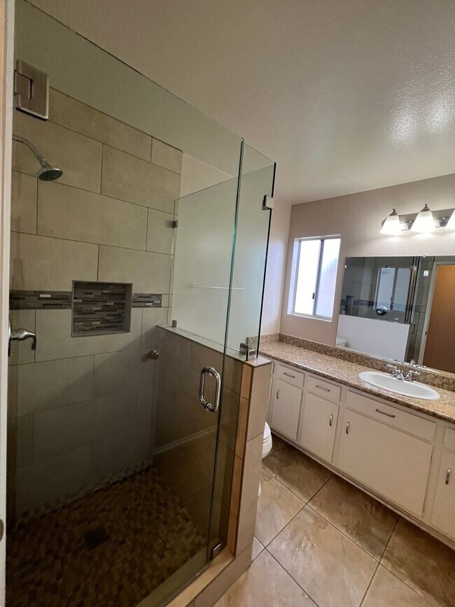 Building Photo - Del Mar Model Available in Leisure Villave