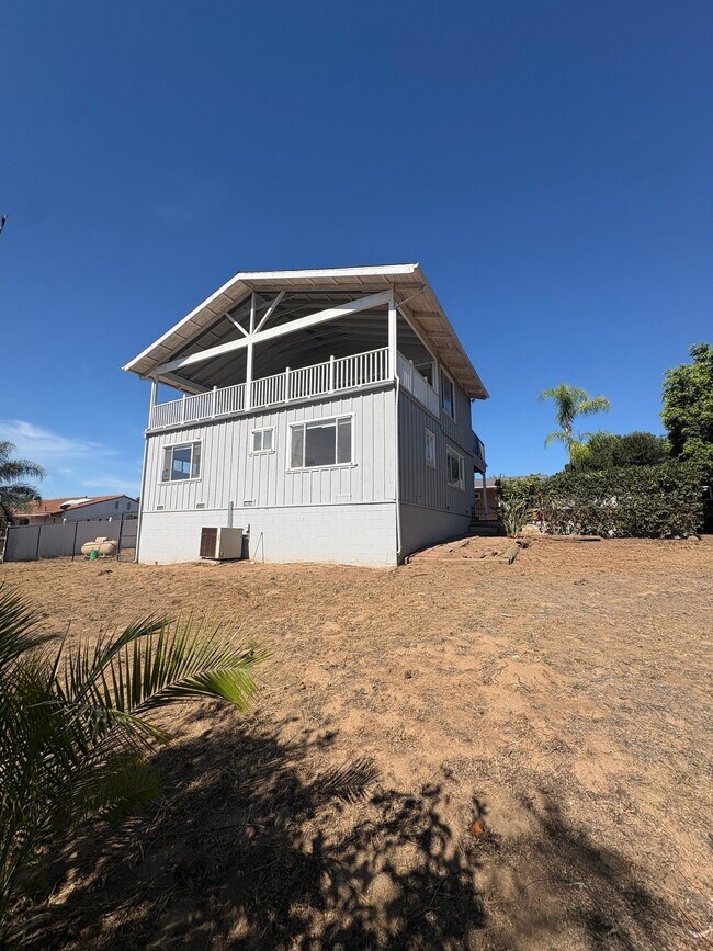 Building Photo - 232 Vista Del Indio