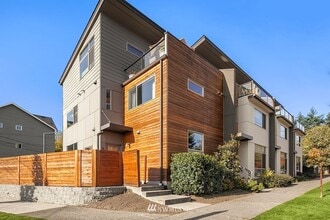 Building Photo - 5101 40th Ave NE