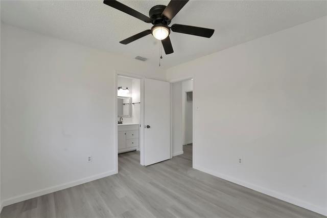 Building Photo - 1019 Sanders Dr