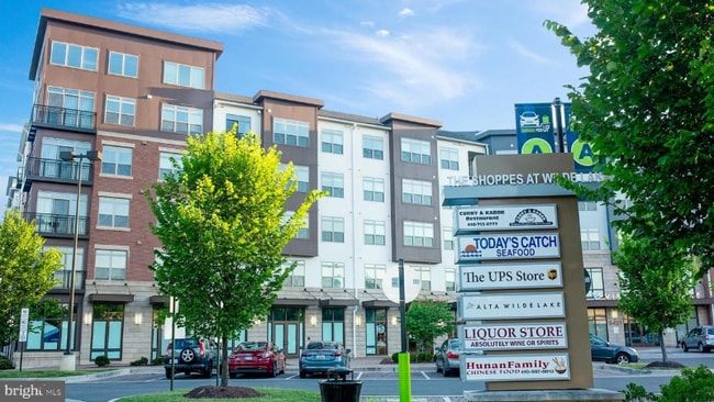 Building Photo - 10564 Twin Rivers Rd