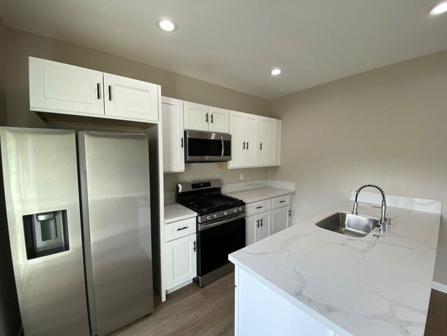 Building Photo - BRAND NEW (2022) 4BD/2BA