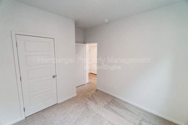 Building Photo - 5508 W Jamestown Ln