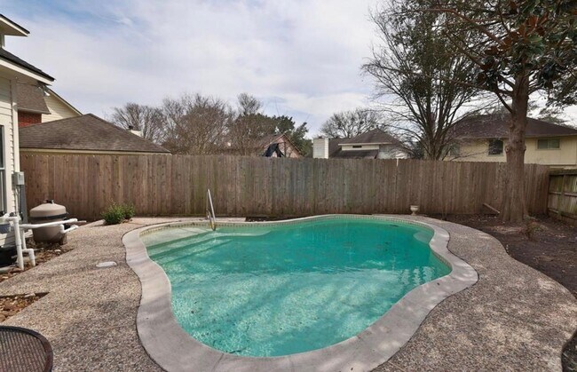 Building Photo - 10707 Williston Dr