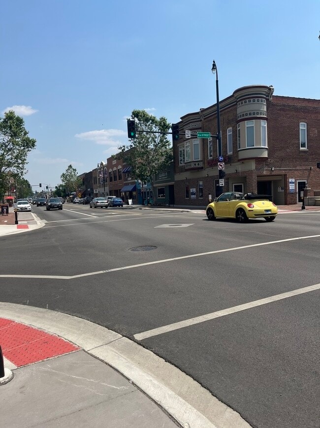 Building Photo - 102 S 2nd St