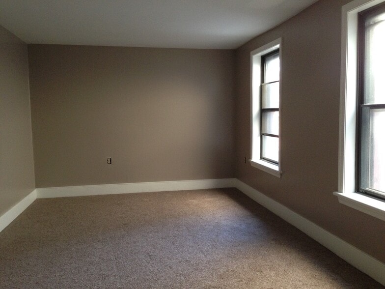 Building Photo - 2315 South St