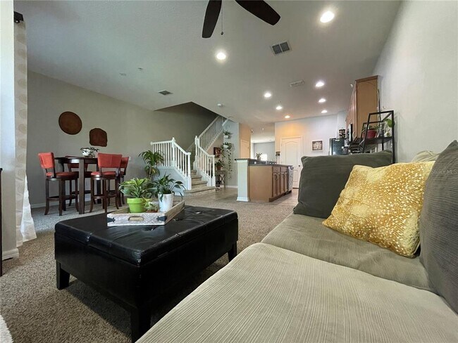 Building Photo - 2530 Passamonte Dr