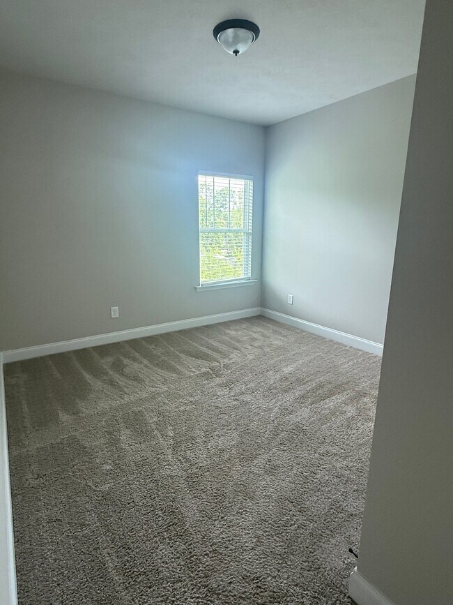 Building Photo - 1263 Gregory Landing Dr