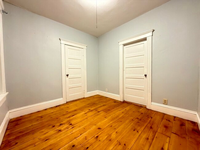 Building Photo - 90 Vernon St