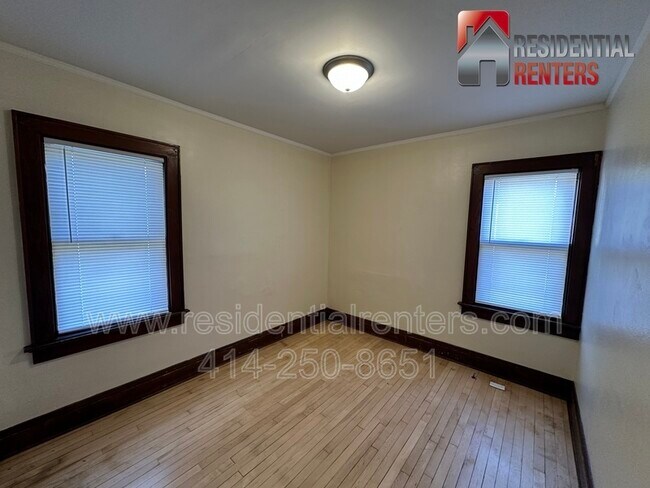 Building Photo - 4048 N 7th St