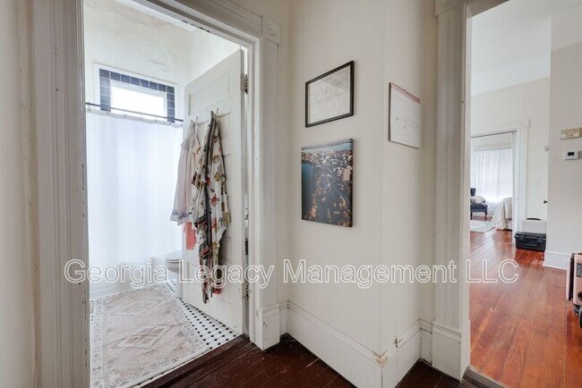 Building Photo - 295 Oglethorpe Ave