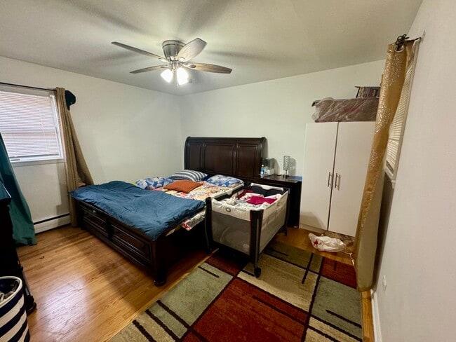 Building Photo - 1465 N Northwest Hwy