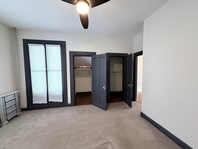 Building Photo - 82 School St