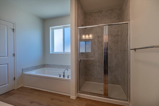 Building Photo - 761 Spyglass