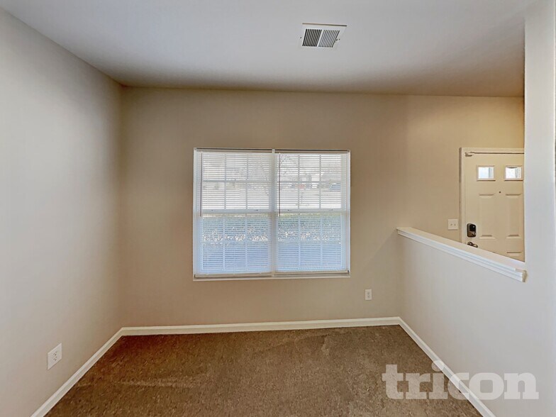 Building Photo - 413 Stoney Run Dr