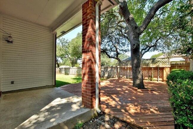 Building Photo - 6512 Walebridge Ln