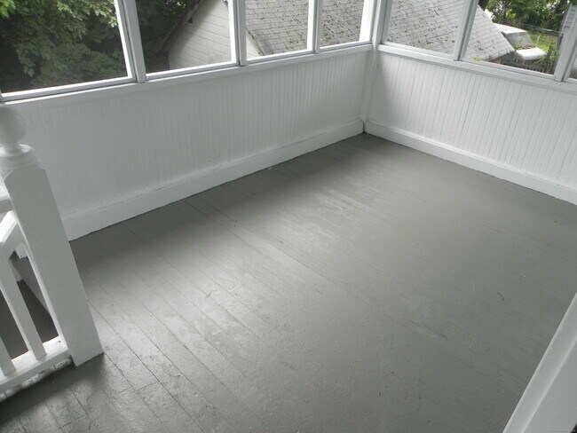 Building Photo - 2.5 Jefferson St