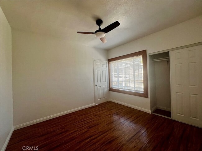 Building Photo - 609 Camulos St